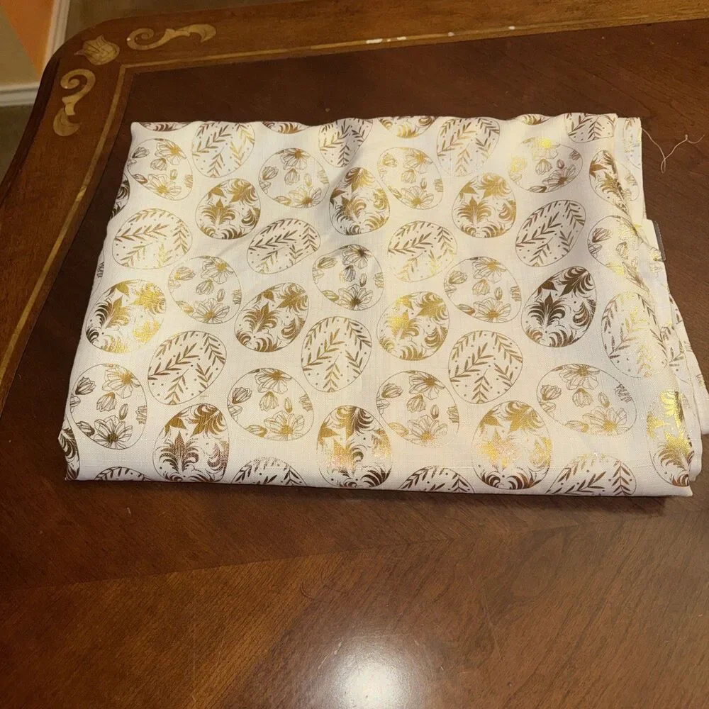 Unbranded Rectangular Tablecloth 60”X 84”Beige & Gold